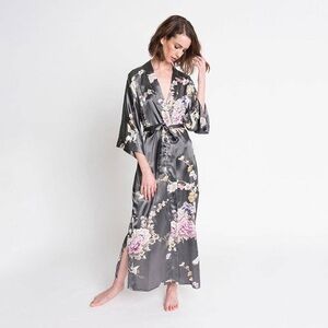 KIM+ONO Chrysanthemum & Crane Women's Long Kimono Robe NO BELT